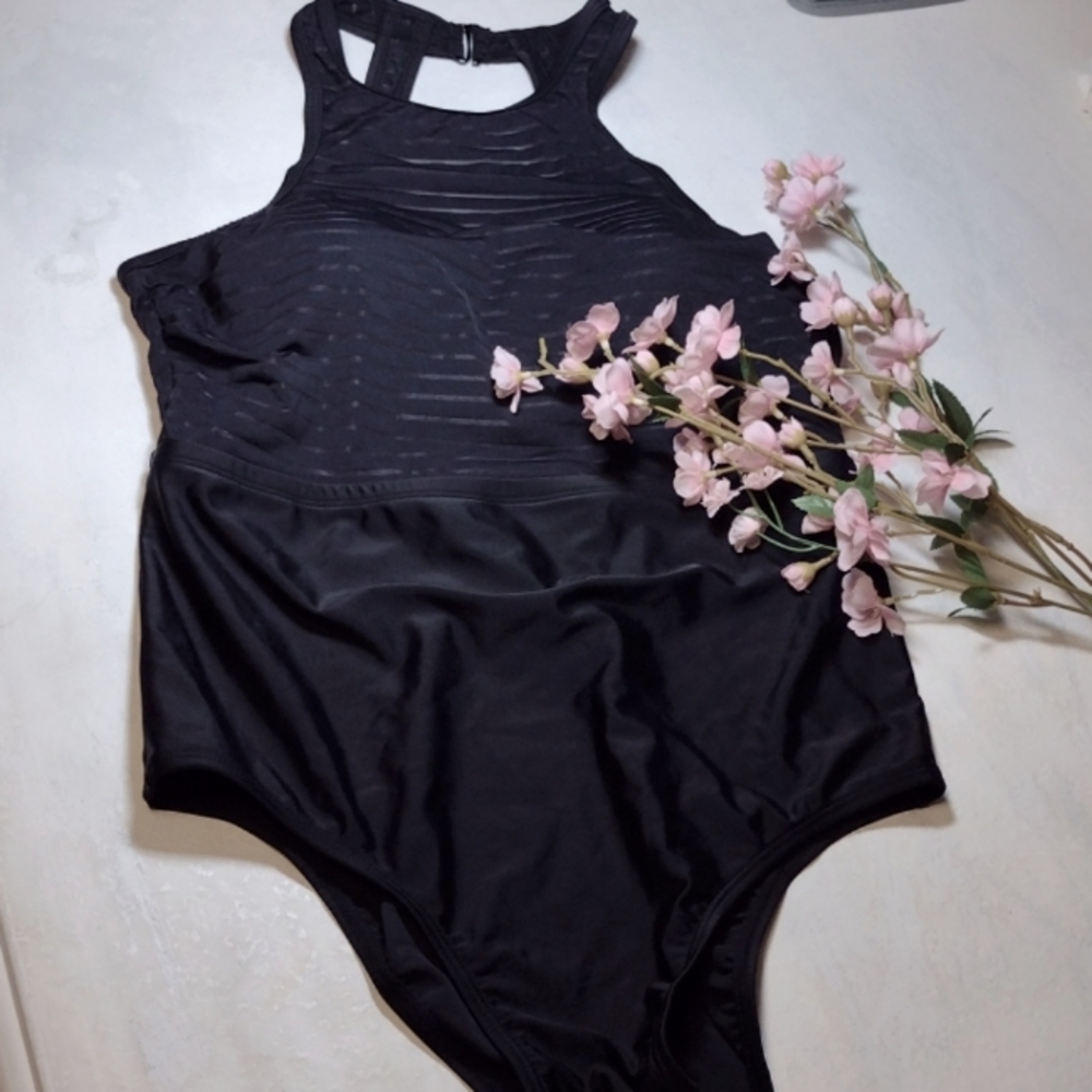 Costa del Sol Full swimsuit size M/L